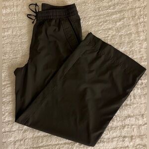 Old Navy High Waisted StretchTech Wide Leg Cargo Pants